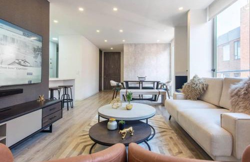 Usaquen Apartamento | Dreamy 2 BR in Usaquén
