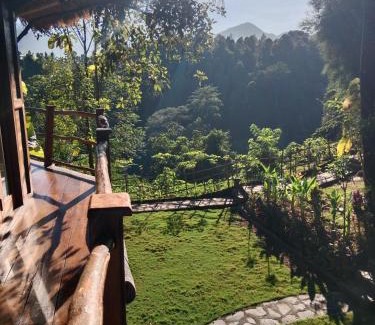 Sukasada Casa | Dreamy Eco Tree House by 7 Waterfalls