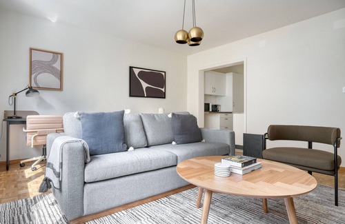 Gundeldingen Apartamento | Dreamy Gundeldingen 2 Room w/ Storage Room, nr Tram, by Blueground