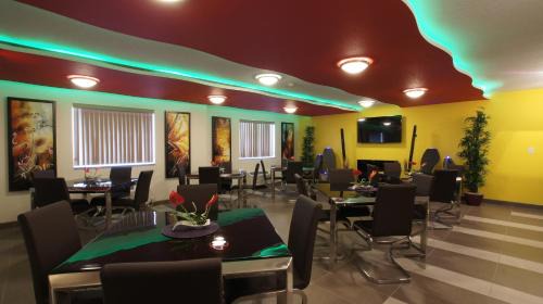 Central Huron Hotel | Dreamz Inn