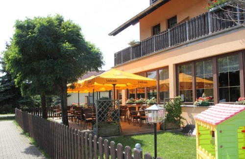 Cottbus Casa | Dreibettzimmer 2 - Hotel Willmersdorfer Hof S