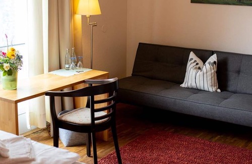 Klingenmuenster Casa | Dreibettzimmer Dusche/wc - Stiftsgut Keysermühle Ggmbh