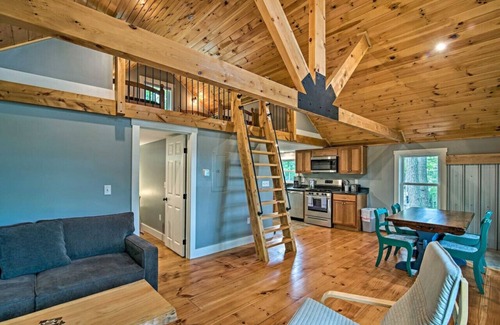 Greenville Cabina | Drew North · 2-Acre Lakefront Haven | Dock, Kayaks, Guest House