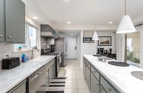 Callender Casa | "Drifting Sands" 3BR/2BA Beach House. Sleeps 6