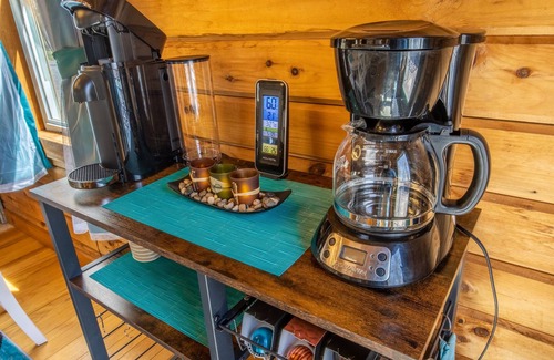 Timberline Cabina | Driftland Cabin – sauna, hot tub, pizza oven, kayak