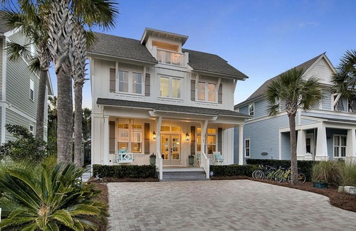 Magnolia Dune Casa | DRIFTWOOD by Bliss Beach Rentals