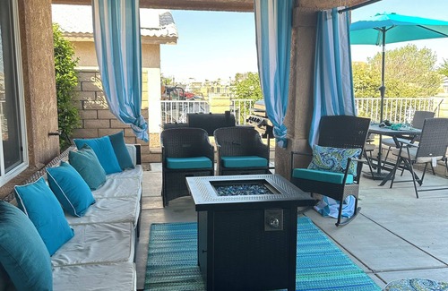 Silver Lakes Country Club Casa | Driftwood Cove Lake House – Waterfront, Pet-Friendly, Private Dock in Helendale