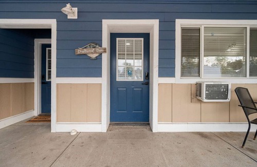 Sylvan Beach Apartamento | `Driftwood Den`-New Jacuzzi Suite in Sylvan!
