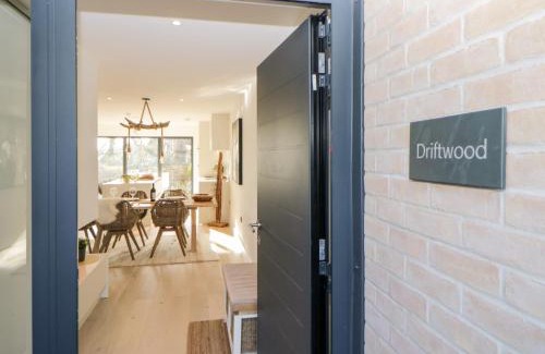 Dawlish Casa | Driftwood