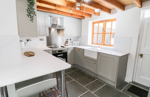 Hinderwell Cabaña | DRIFTWOOD COTTAGE, pet friendly, with open fire in Hinderwell