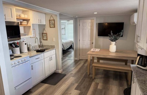 Hampton Casa | Driftwood Getaway - Perfect Location Near Beach!