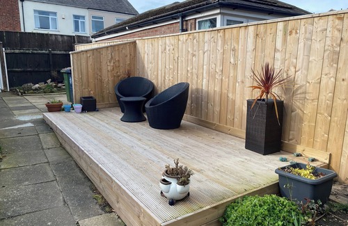 Marske-by-the-Sea Cabaña | DRIFTWOOD HOUSE, pet friendly, with a garden in Marske-By-The-Sea