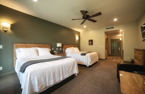 Zion National Park South Entrance Hotel | Driftwood Lodge