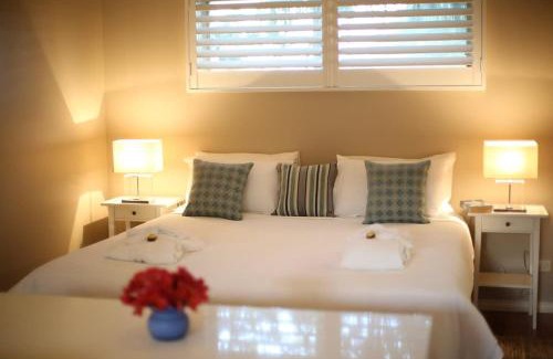 Cowes Casa | Driftwood - Luxury Spa Cottage for Two