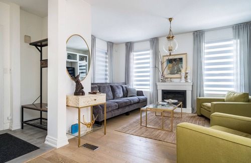 Collingwood Casa | Driftwood on 6th in Historic Downtown Collingwood/Pet Friendly