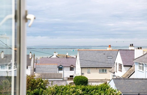 Rhosneigr Cabaña | Driftwood - Una impresionante nueva casa de vacaciones ubicada en Anglesey