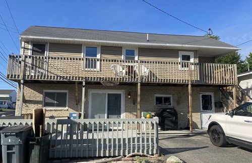 Ocean Park Cabaña | “DRIFTWOOD” Quaint Cottage by the Sea- 600 ft from the sand!