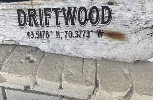 Ocean Park Cabaña | “DRIFTWOOD” Quaint Cottage by the Sea- 600 ft from the sand!