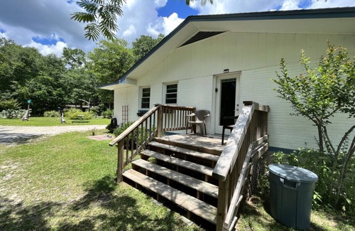 Conway Condominio | Driftwood Suite . Close to CCU. 1bd/1 ba Apartment