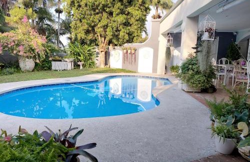 Umhlali Beach Casa | Driftwood Suite, Villa Roc Guesthouse, Salt Rock Ballito
