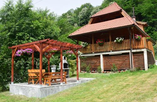 Ljubovija Casa | Drinska Tisina