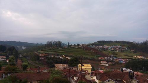 Fern Hill Complejo | Drizzle Drop Inn