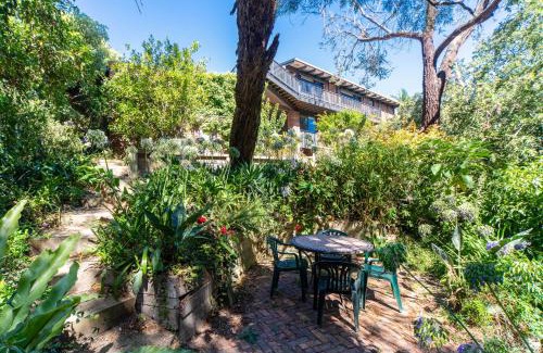 Dromana Casa | Dromana Tree House Private Gardens & Ocean Views