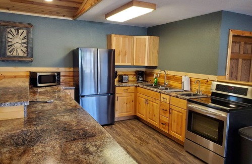 Oakes Cabina | Droptine Lodge 2.0