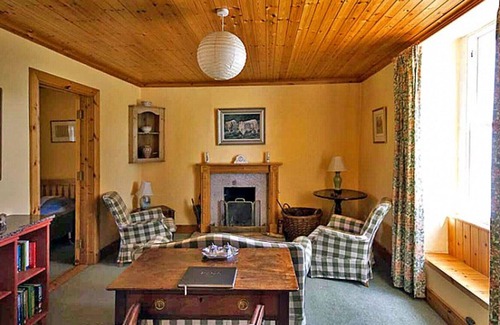 Ramelton Otro | Drumabodan - Three Bedroom House, Sleeps 5