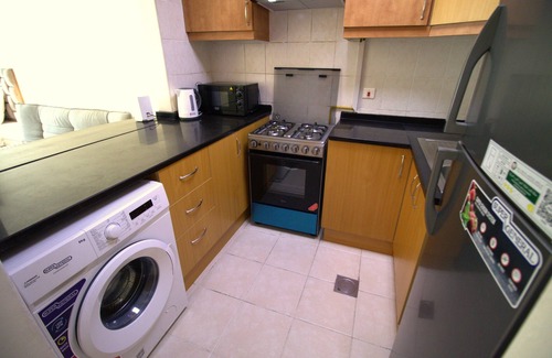 Discovery Gardens Apartamento | DRUVYA HOLIDAY HOMES, Bld DG194, Street No,2 Discovery Gardens, Close to Metro