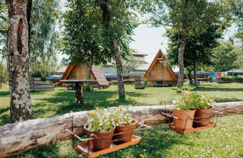 Kambresko Complejo | DS Camping