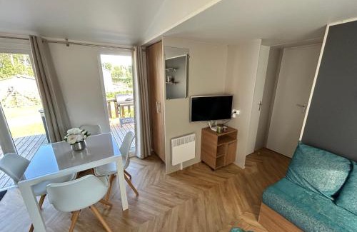 Lauwersoog Otro | DS Chalets-Simonsgat 63-Geweldige 6 tot 7 persoons chalet met 2 badkamers-vakantiepark Lauwersoog-aan het Lauwersmeer