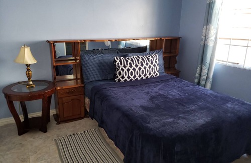 Mandeville Casa | DSH Vacation Rooms & Rentals Queen