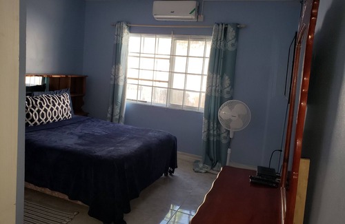 Mandeville Casa | DSH Vacation Rooms & Rentals Queen