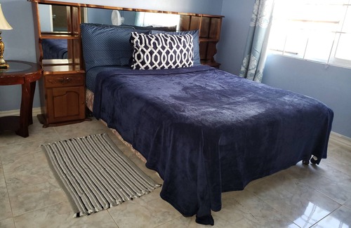 Mandeville Casa | DSH Vacation Rooms & Rentals Queen