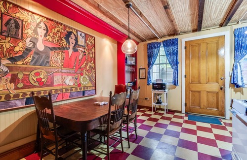 Scott Apartamento | DT Scott-TWO Historic Units: Old Bank + Studio