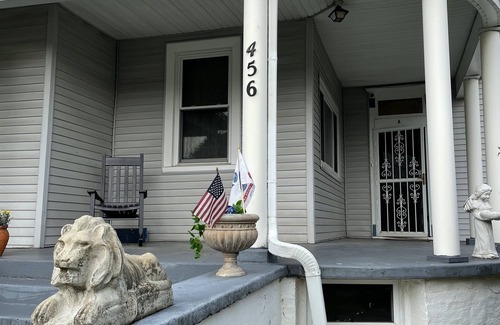 Clarksville Apartamento | ❤DT Victorian Apt A❤ 3br~2ba~King~Walk to DT❤