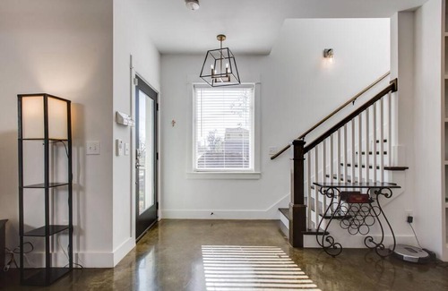Salemtown Casa | DTNashville GermantownGetaway4B/3BPerfectLocation!