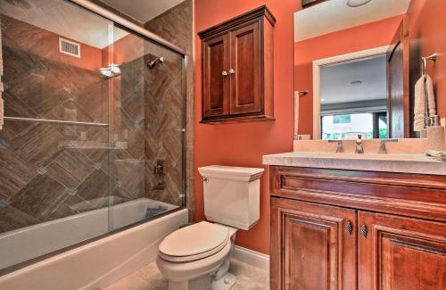 Downtown Palm Springs Apartamento | Dtwn Palm Springs Condo BBQ, Pool, Fire Pit, etc!