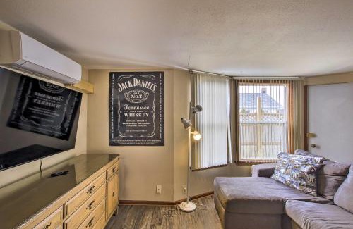 Sheboygan Apartamento | Dtwn Sheboygan Apt Above Local Bar!