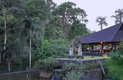 Peliatan Casa | DuaDari Impresionante casa de diseño de dos dormitorios