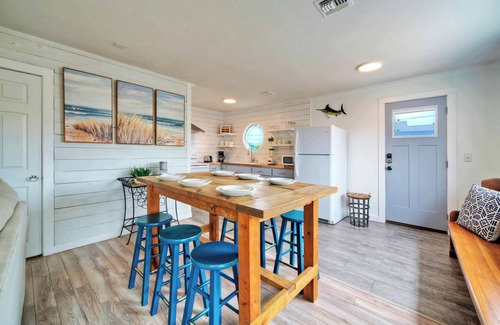 Shibui Sands Casa | Dual Port A Cottages | 2 Complete Homes | Walk to the Beach + Patio