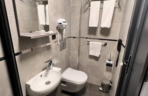 Aksaray Hotel | DUBAI PANSIYON