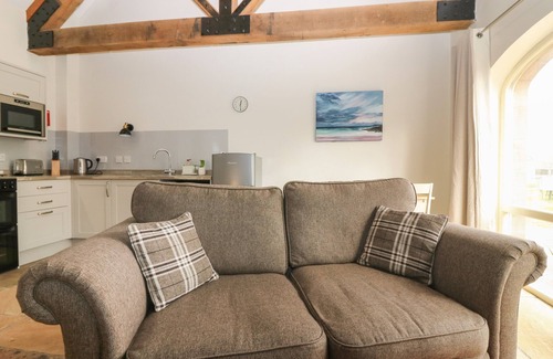 Berwick-upon-Tweed Cabaña | DUBH SGEIR ANNEX, romantic, character holiday cottage in Chirnside