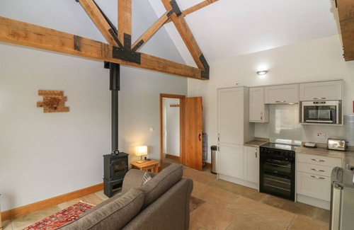 Berwick-upon-Tweed Cabaña | DUBH SGEIR ANNEX, romantic, character holiday cottage in Chirnside