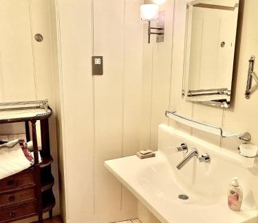 Ballsbridge Casa | Dublin Charm on Baggot Lane
