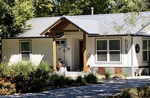 Boerne Casa | Duck Inn, 1/2 cuadra de Cibolo Creek Walking Path, en el centro de Boerne, TX