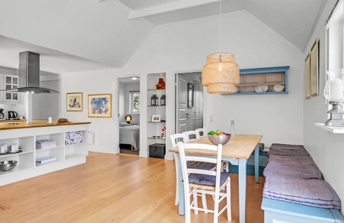 Holloselund Casa | Con habitaciones abiertas hasta la cresta, la casa es especialmente luminosa y acogedora.