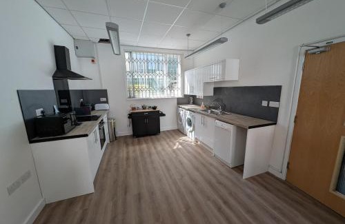 Bristol Old City Casa | Duel of Bristol House 6BR 12 beds