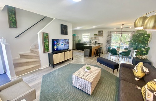 Durham Casa | Duke Cottage Home-Available Feb 2023